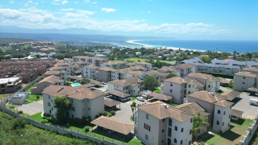 To Let 2 Bedroom Property for Rent in Bowtie Western Cape